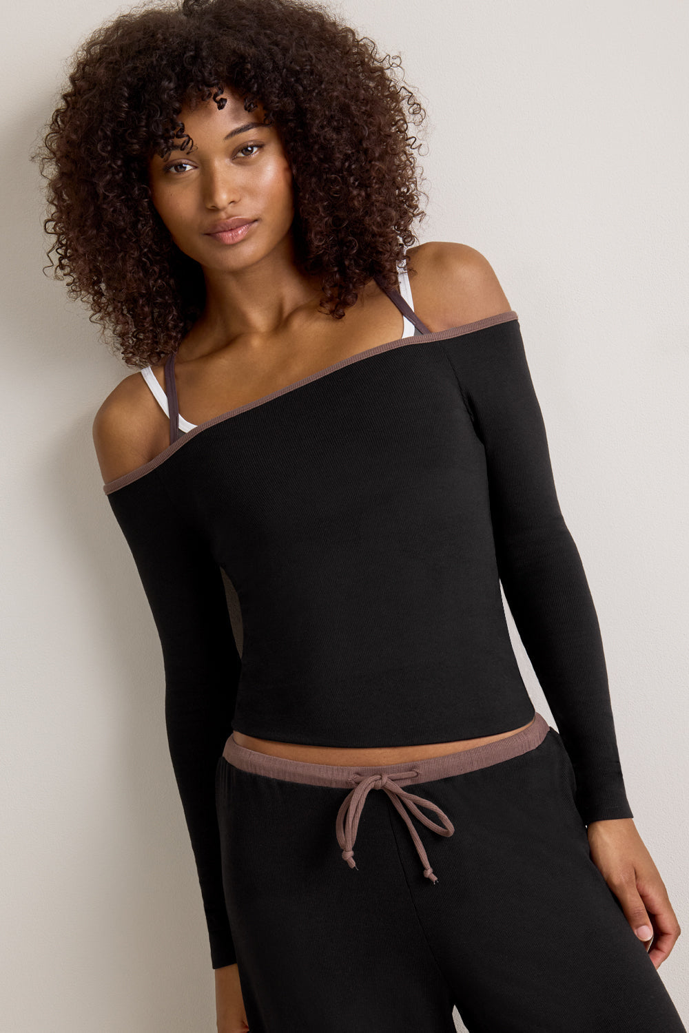 365 Rib Contrast Off  Shoulder Top - Black
