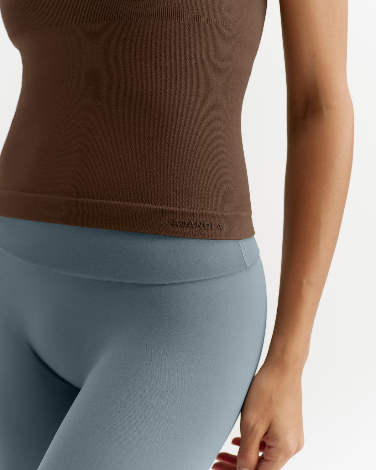 Classic Seamless Cross Back Tank Top - Chocolate Brown