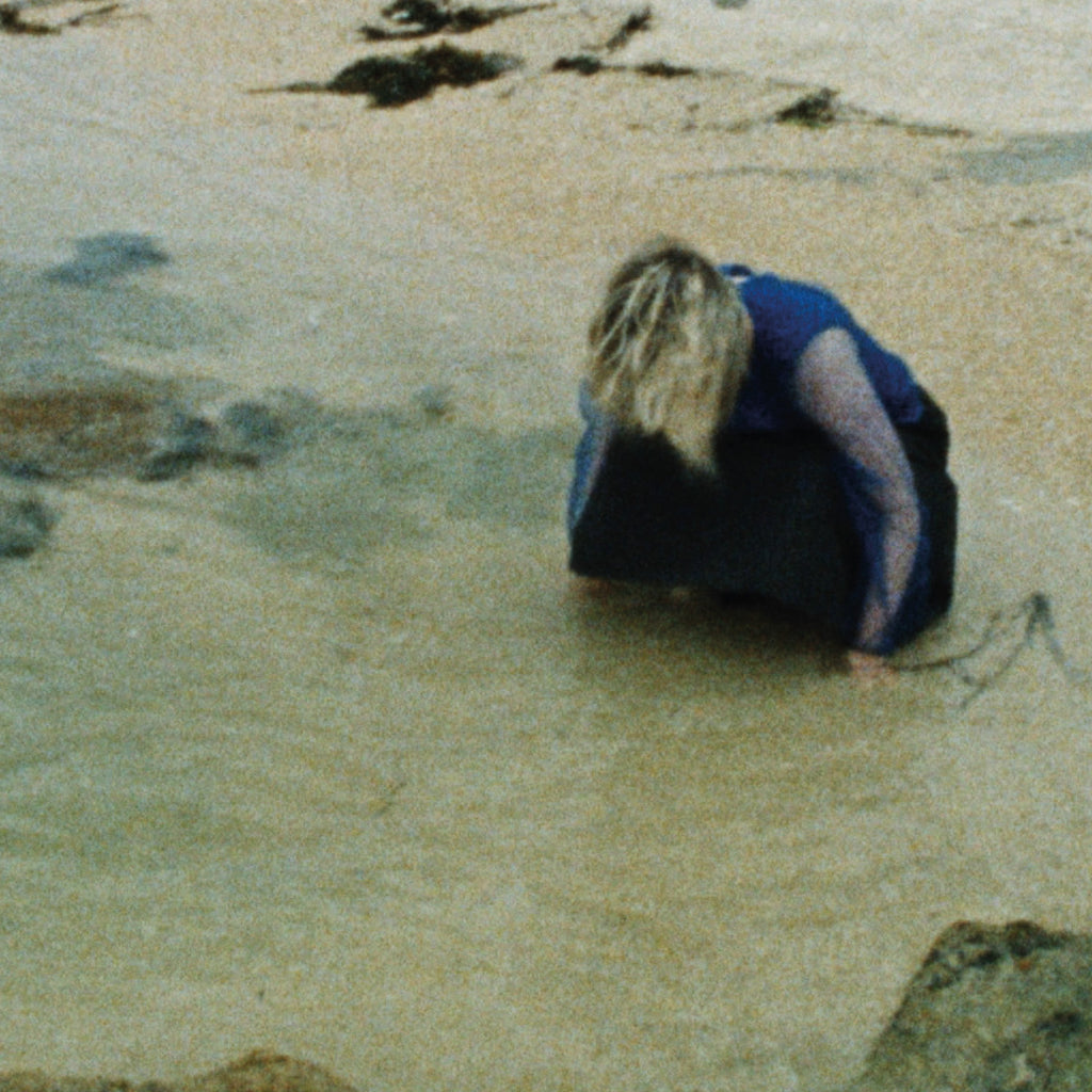 Elaine Howley - The Distance Between Heart And Mouth