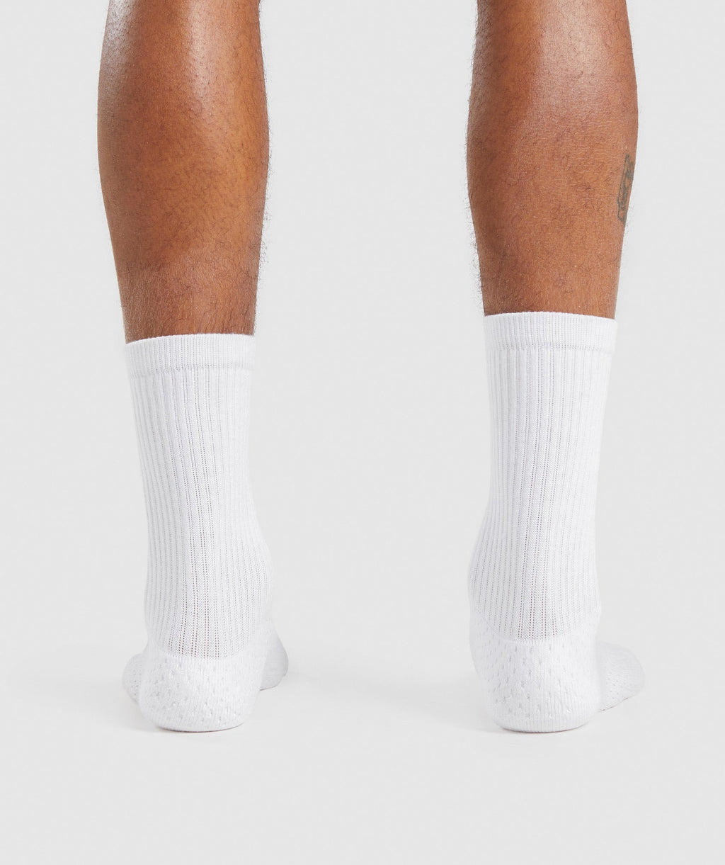 Gymshark Premium Logo Crew Socks (1pk) - White/Black