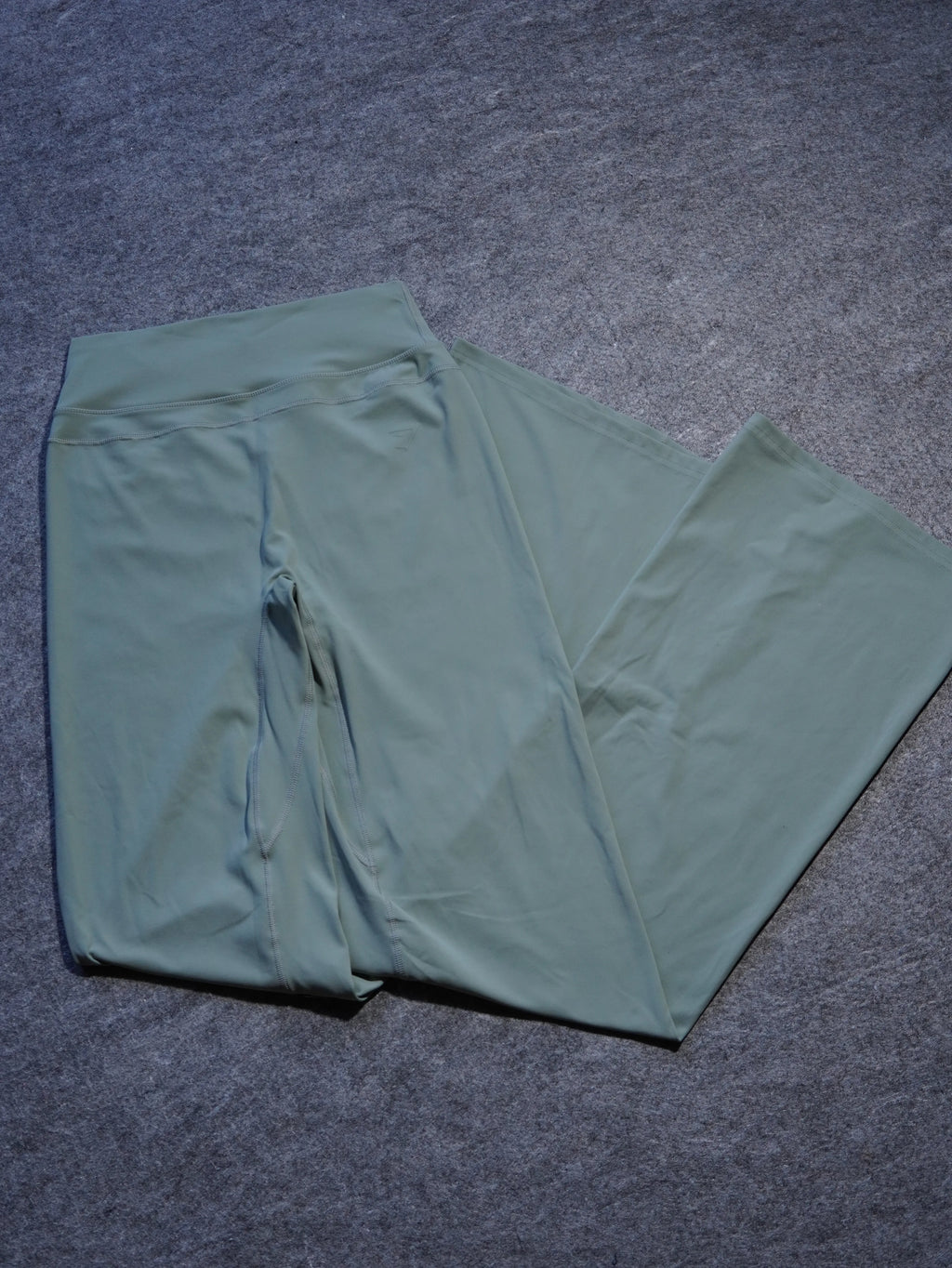 Regular Flared Legging