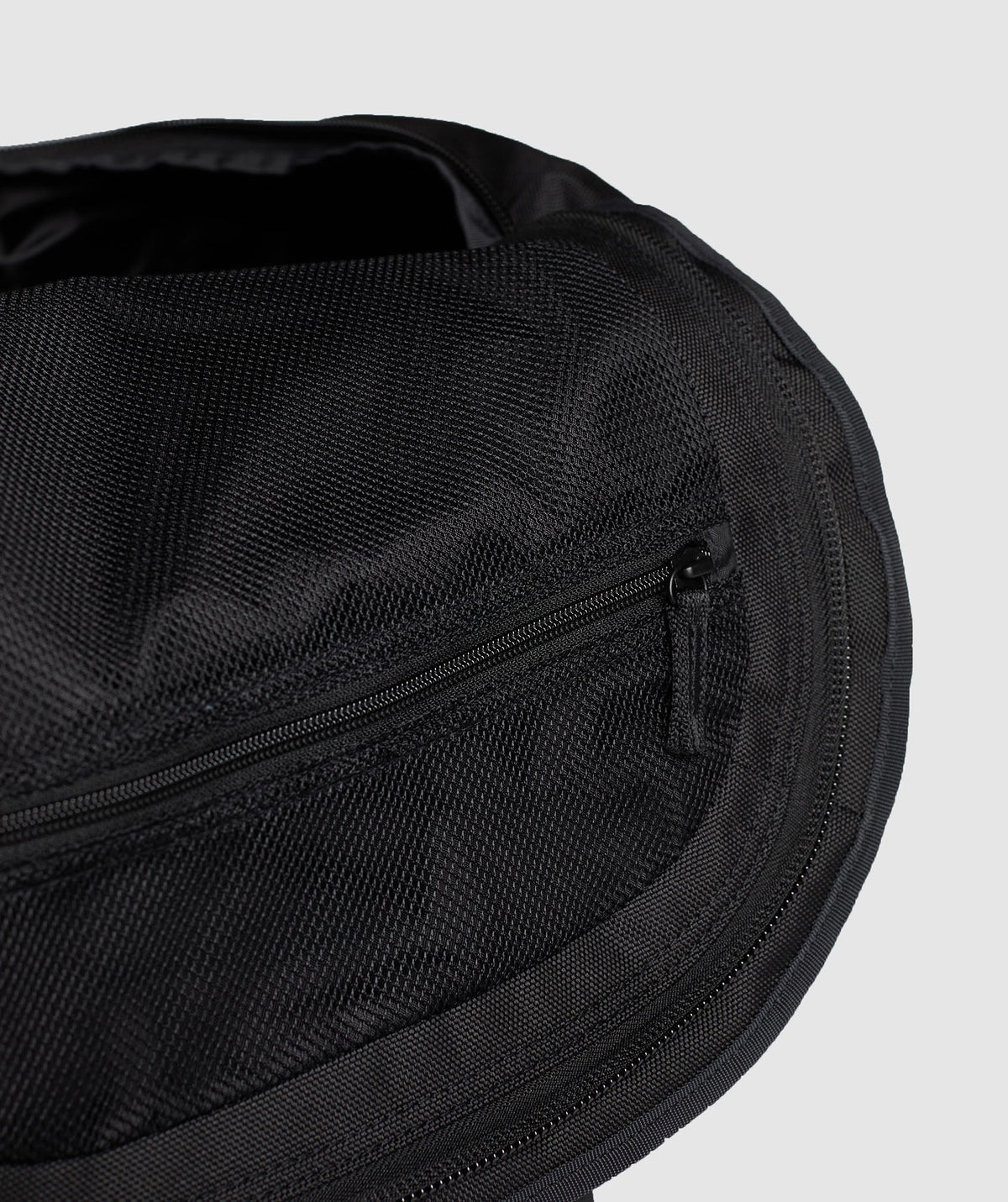 Gymshark Tactical Large Barrel Bag - Black