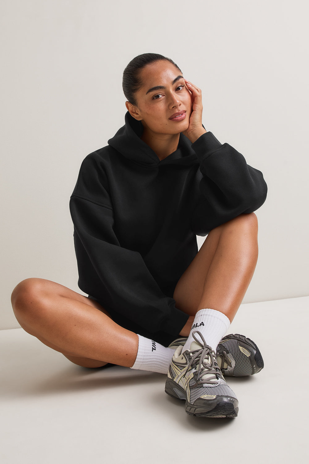 Cocoon Pullover Hoodie - Black
