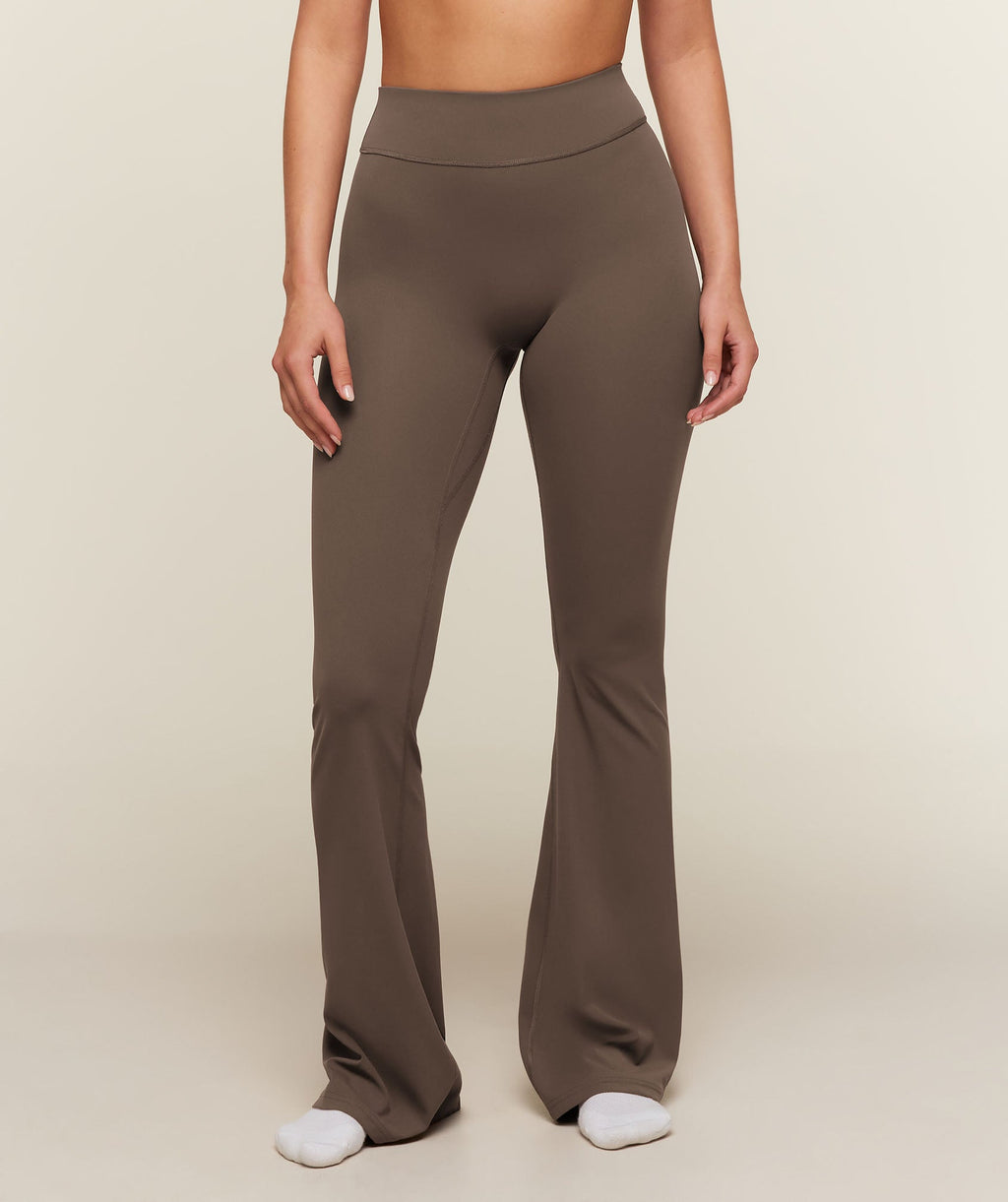 Gymshark SoftSense™ High-Rise Flared Leggings - Soft Brown