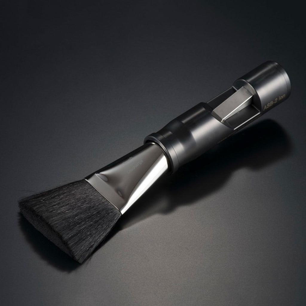 Furutech: ASB-2 Ion Antistatic Brush w/ Built-in Ionizer